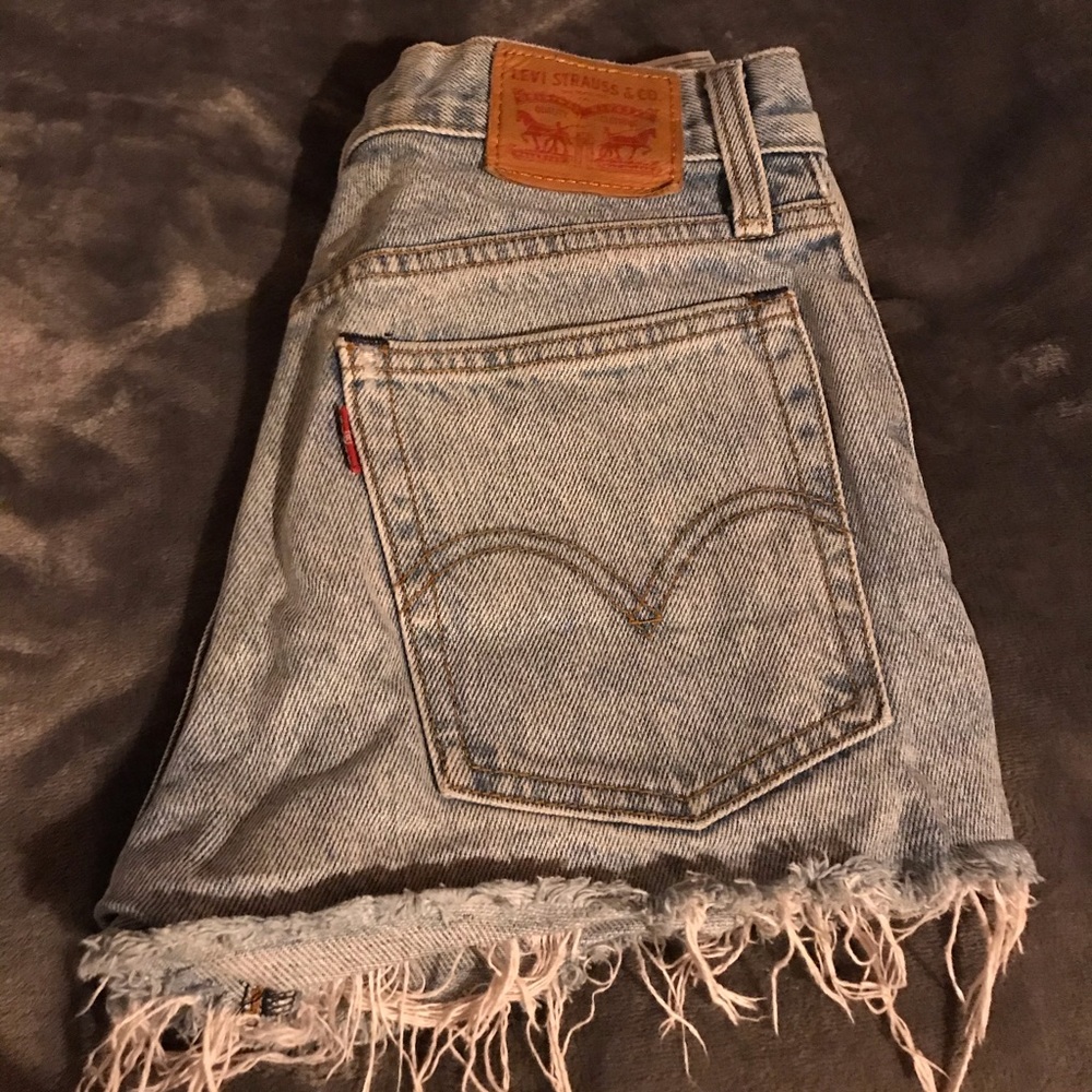 Levi’s high waisted denim shorts